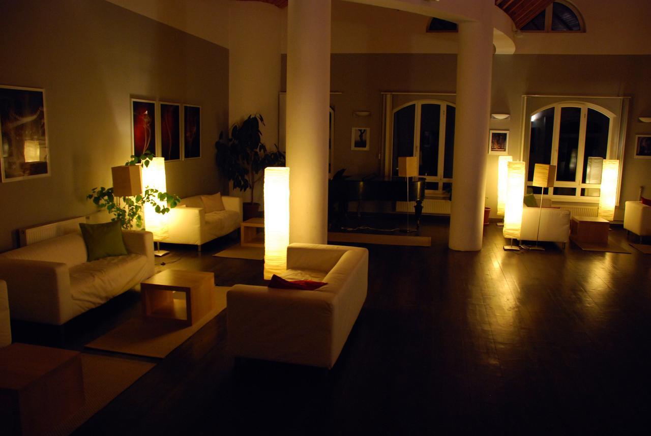 The Zen Hotel - Posticum Oradea Eksteriør billede