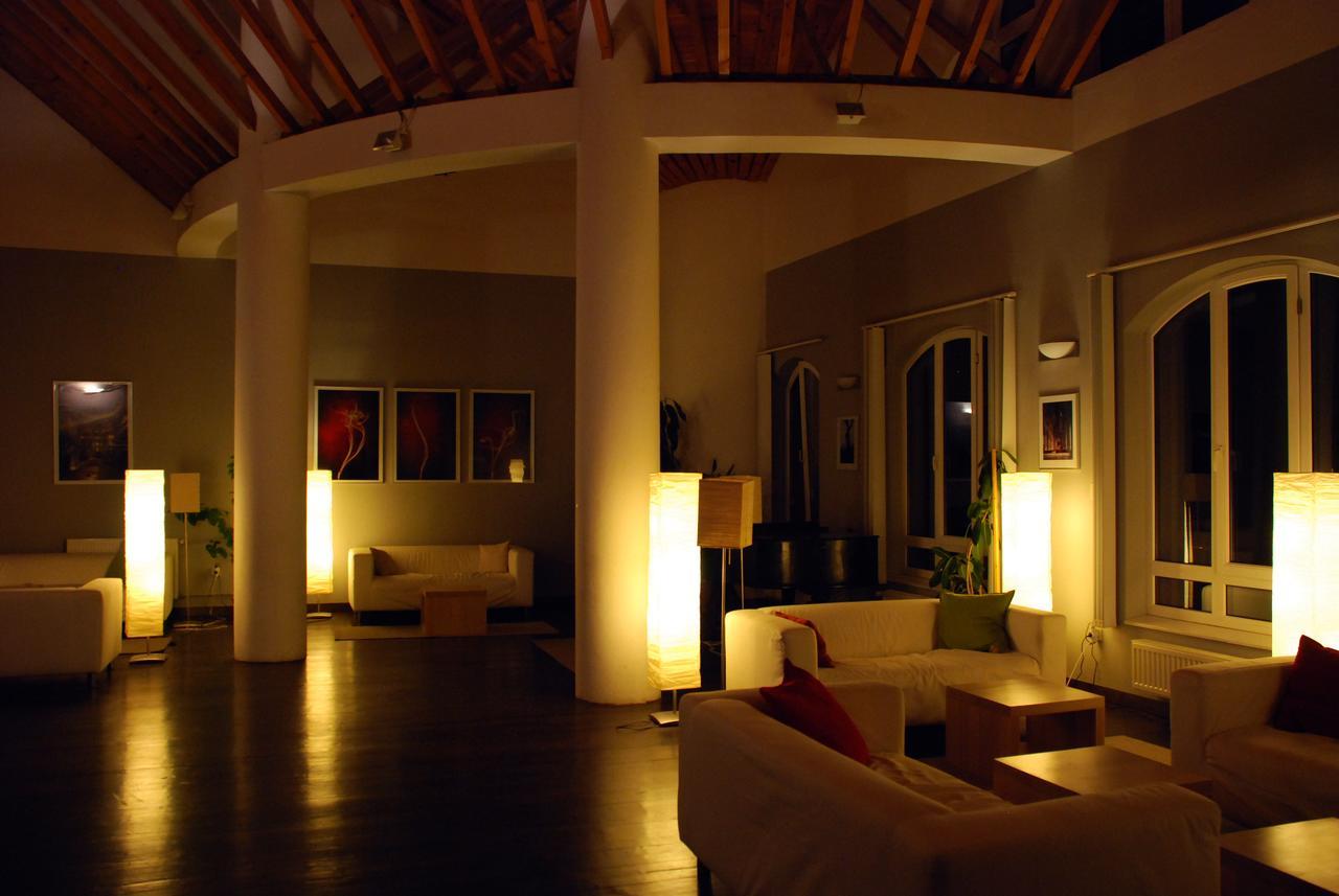 The Zen Hotel - Posticum Oradea Eksteriør billede