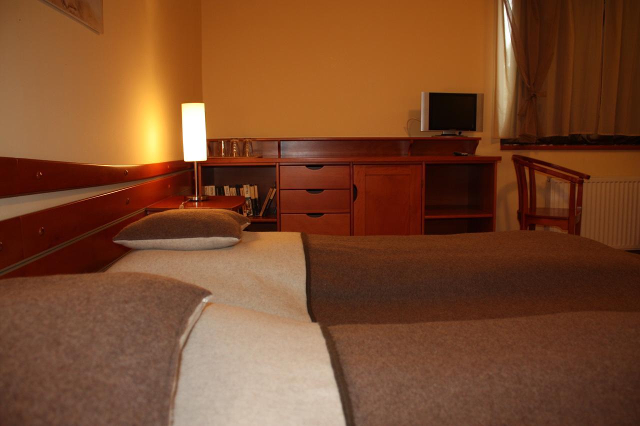The Zen Hotel - Posticum Oradea Eksteriør billede