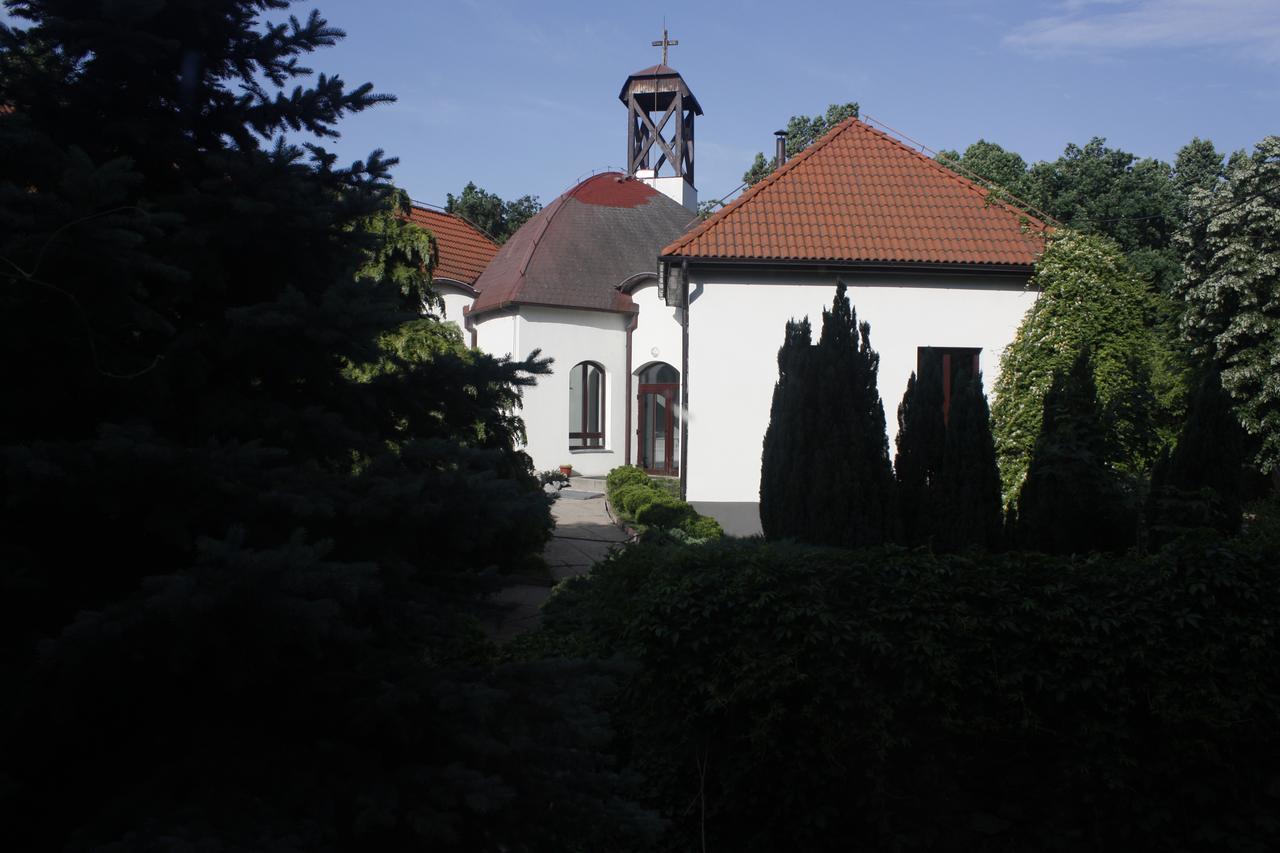 The Zen Hotel - Posticum Oradea Eksteriør billede